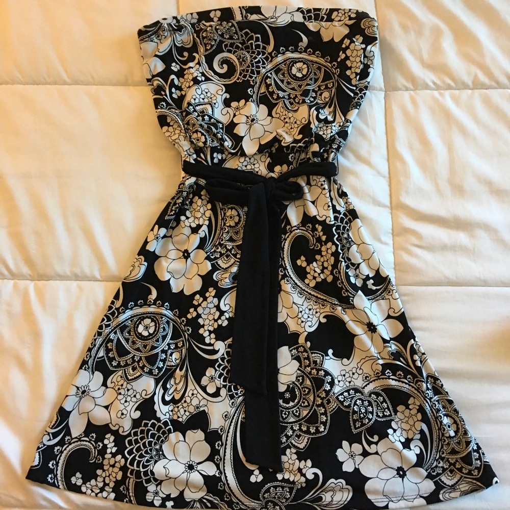 COPY - WHBM Strapless Paisley Dress. Size Small.